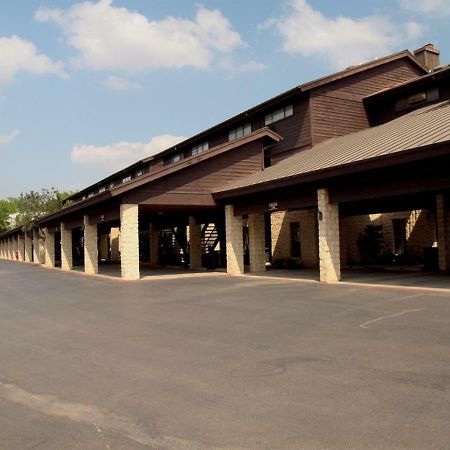 Camp Warnecke Comal River Views - Camp Warnecke - C206 New Braunfels Exterior photo